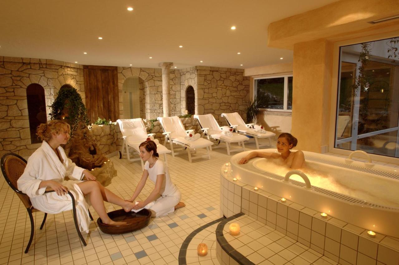 Hotel Weisser Hof Malente Extérieur photo